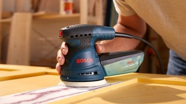 The Bosch ROS10 Random Orbital Sander