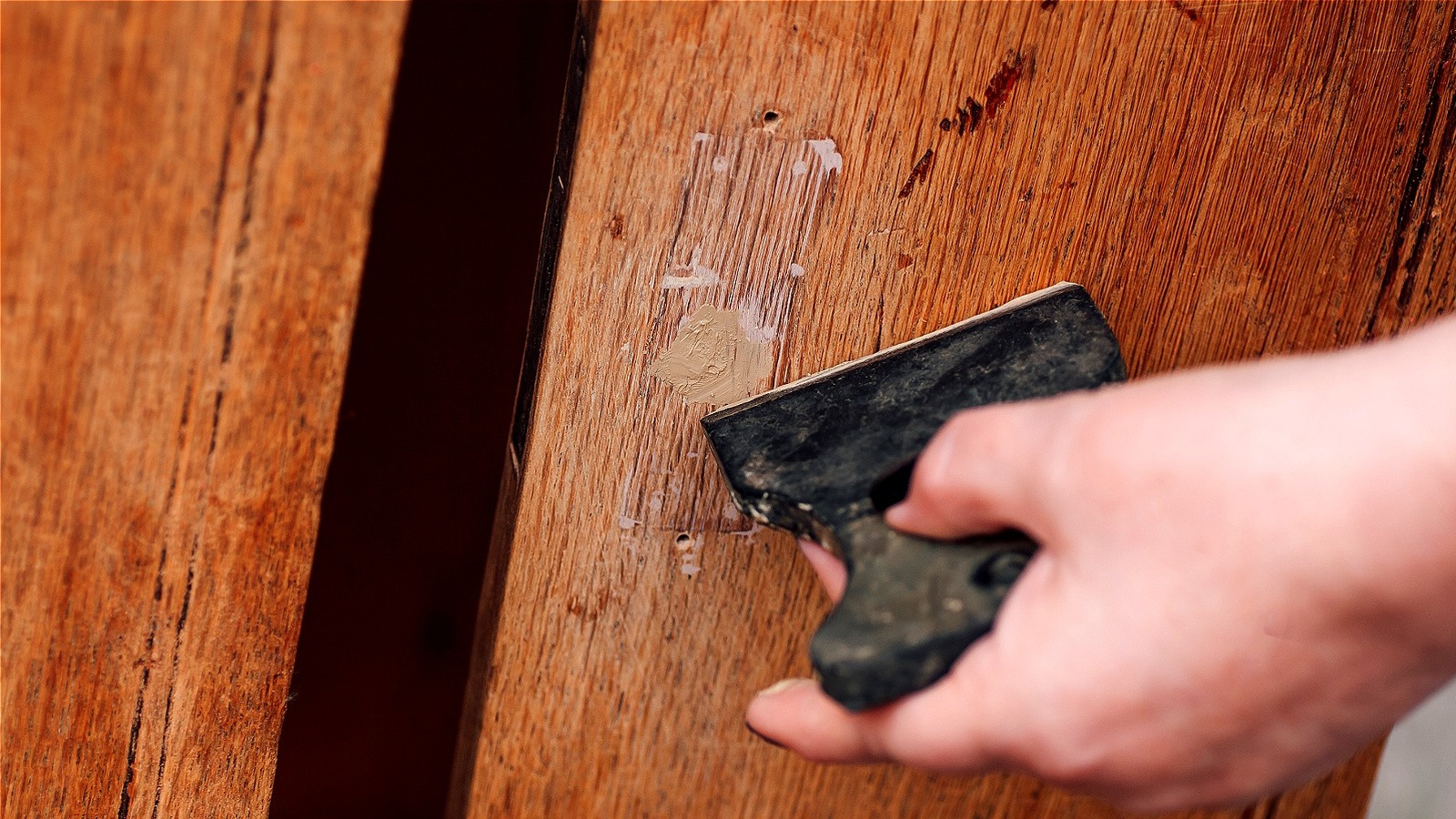 Bring DriedOut Wood Putty Back To Life With One Ingredient From Your Kitchen