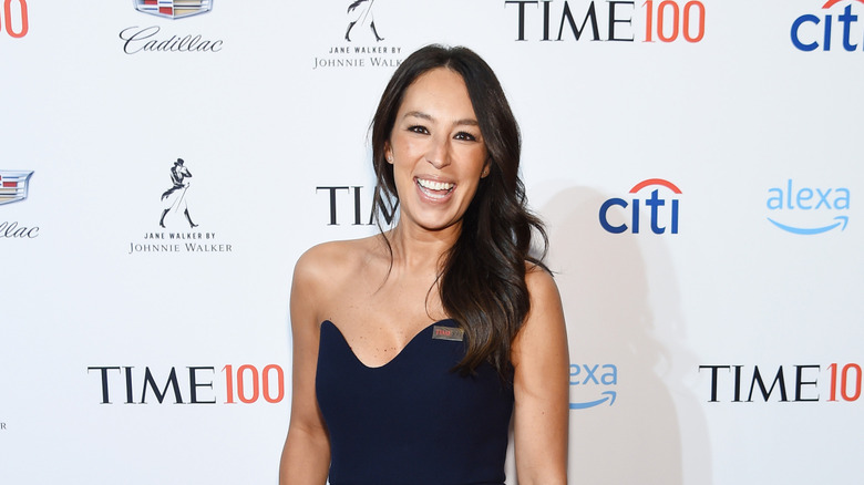 Joanna Gaines smiling at event