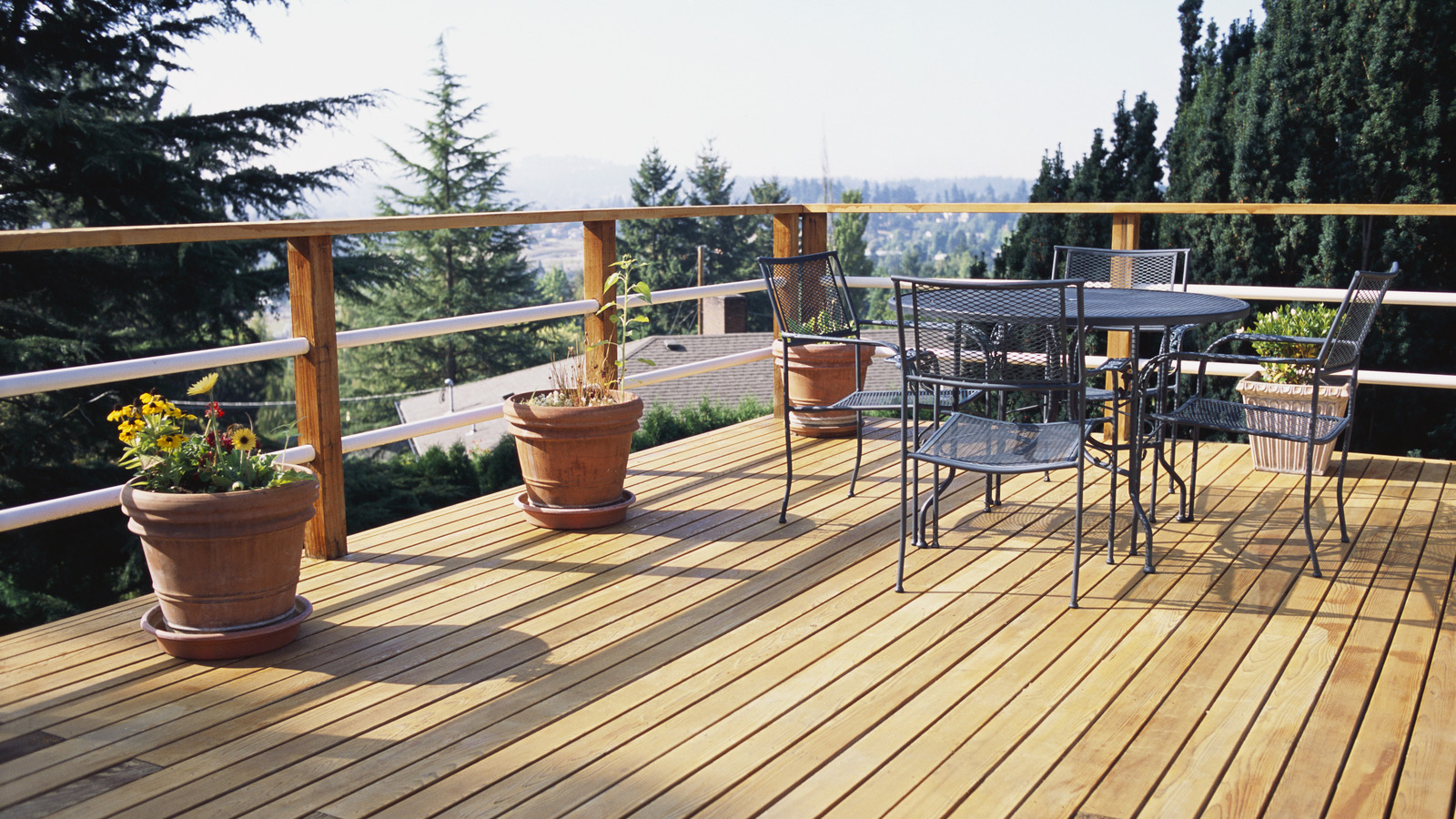 Tips To Build A Balcony Patio Privacy Fence On A Budget