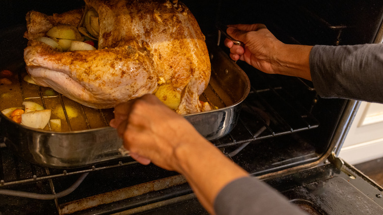 roasting a turkey in oven