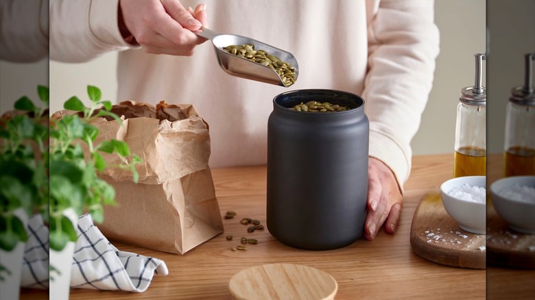 EKLATERA Jar with lid