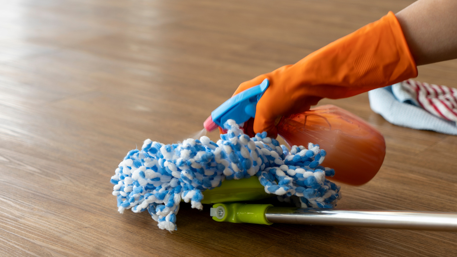 Cleaning Agents You Should Seriously Avoid Using On Vinyl Floors