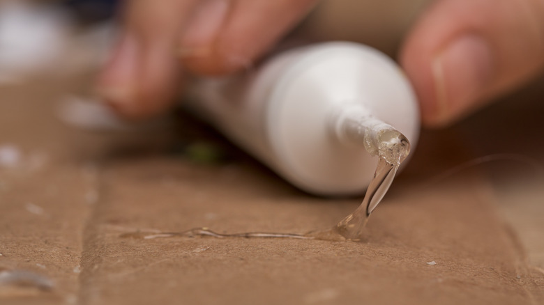 clear glue