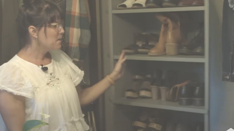 Lyndsay Lamb with shoe spinner in her closet