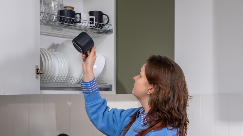 Coffee Mug Storage Solutions That Don't Require Buying Anything