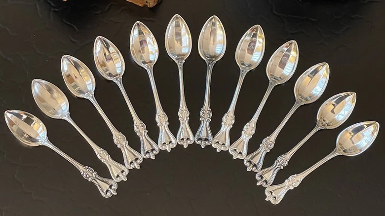 A set of Old Colonia by Towle teaspoons