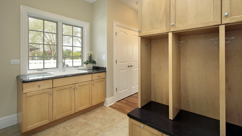 mudroom with sink