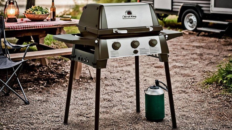 The Broil King Porta-Chef 320 portable gas grill