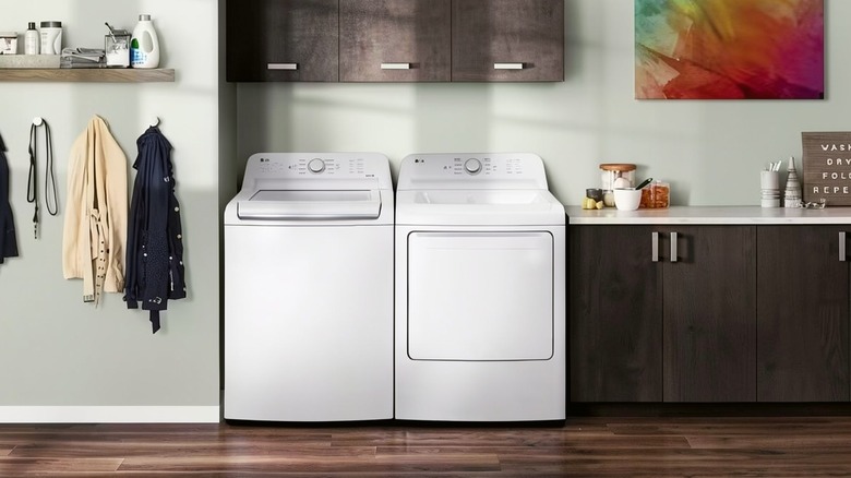 LG 4.3 cu. ft. Top Load Washer