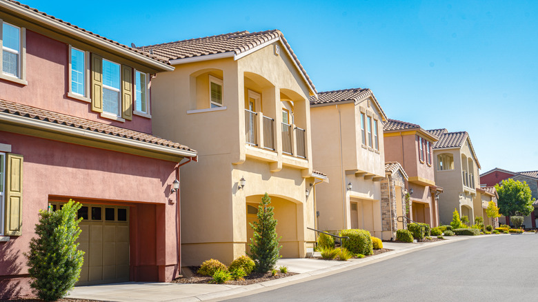 A row of single family homes in Northern California
