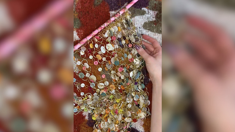 DIY button curtain