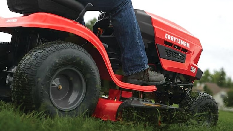 The Craftsman T110 ride on lawn mower