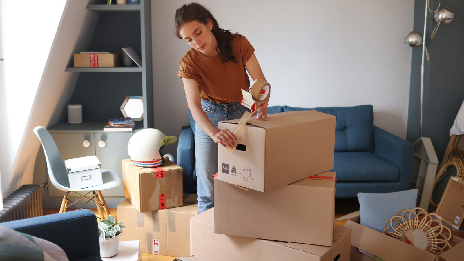 Creative Solutions For Transporting Items If You're Running Low On Boxes