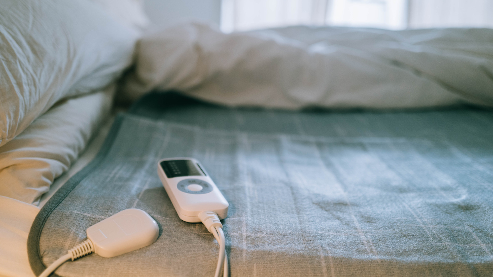 Зависимость температуры от времени для нагревательного. 275 кельвина в градусы. Зависимость температуры в градусах кельвина. Для нагревательного элемента некоторого прибора 680. Для нагревательного элемента некоторого прибора экспериментально.