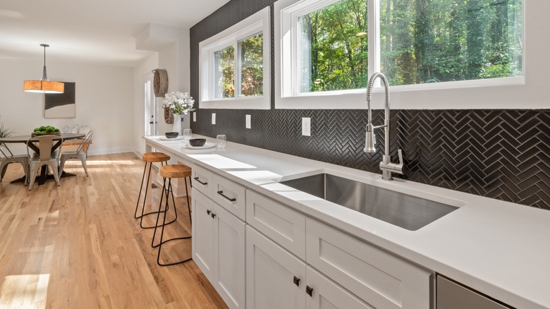 Large sink in small kitchen