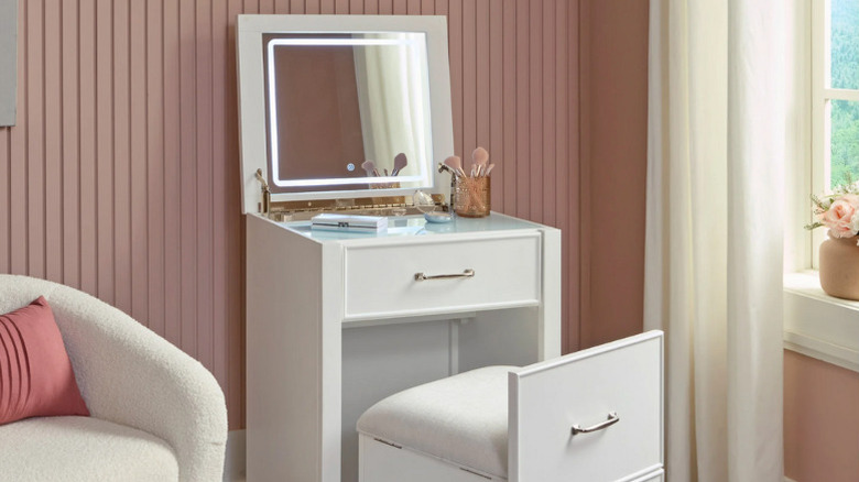 The Odessa Lift-top Vanity Unit from Universal Broadmoore