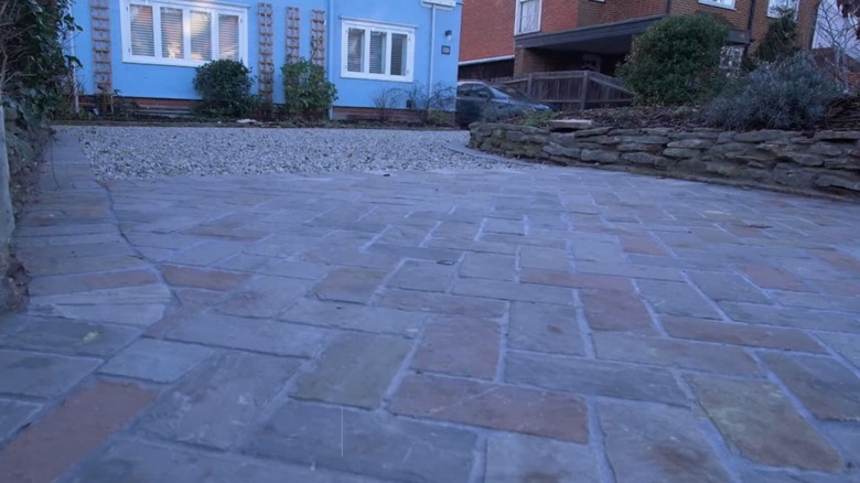 Indian sandstone pavers used in a driveway