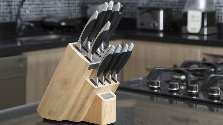 knife block on counter