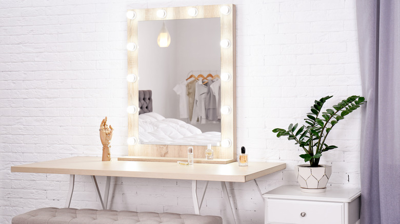 desk with vanity mirror