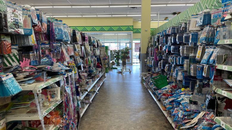 An aisle in Dollar Tree