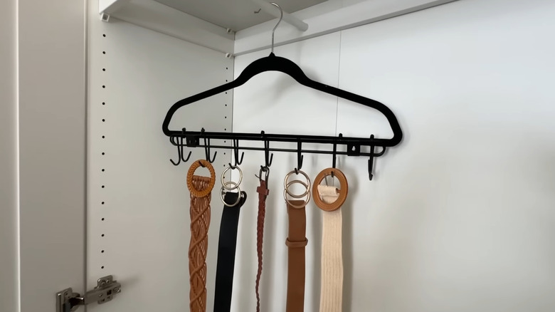 Finished DIY double-sided hanger in closet