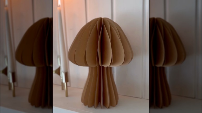 The complete honeycomb mushroom DIY.