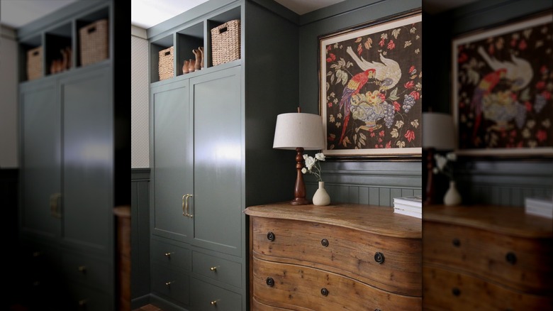 A mirror image pulled from thelonegooseco's Instagram