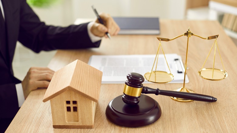 real estate law concept