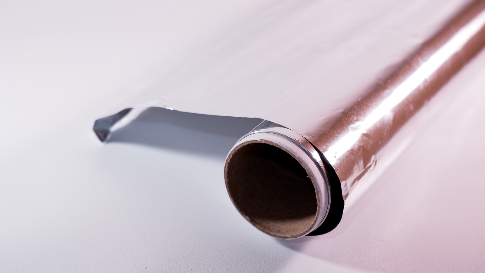 Does Aluminum Foil On Your Doorknob Keep You Safer When Home Alone?