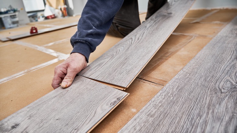 installing laminate flooring