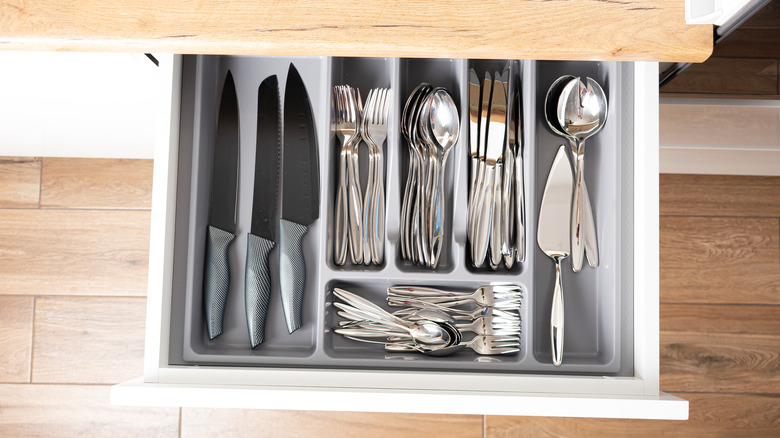 Organized silverware drawer divider