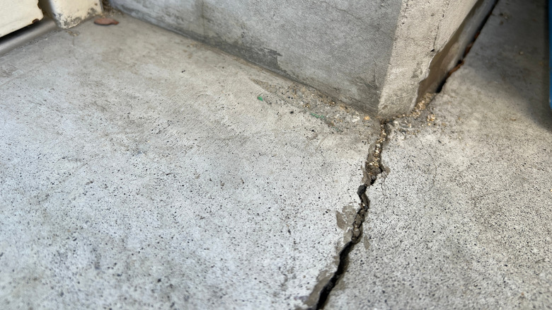 Building basement with crack in floor