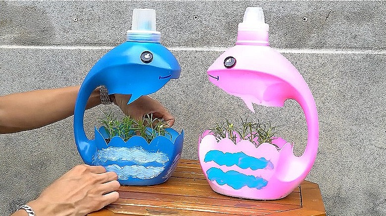 Final look for the DIY detergent planters