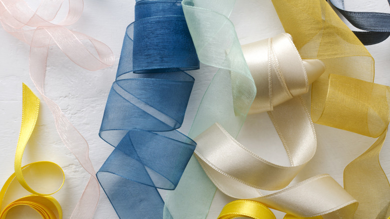 Spools of ribbons
