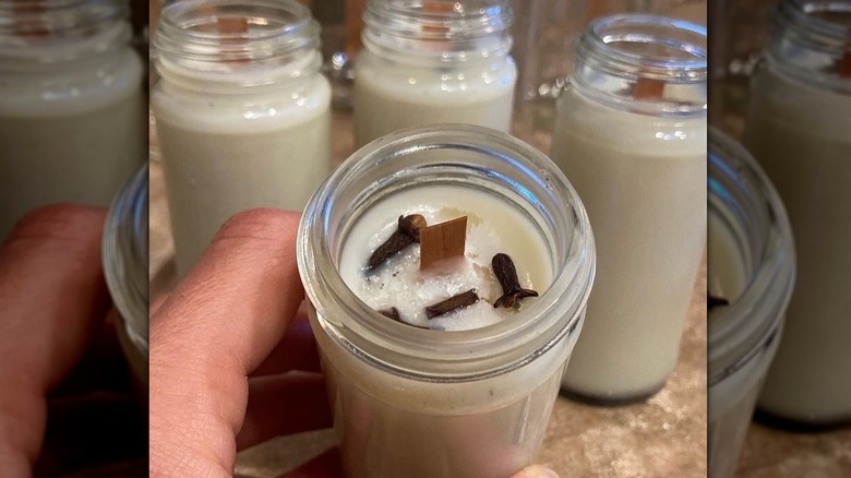 candles made in spice jars
