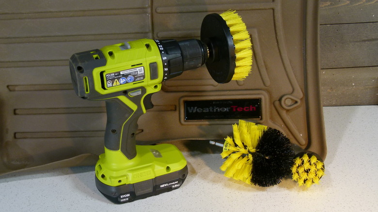 Power scrubber and brush
