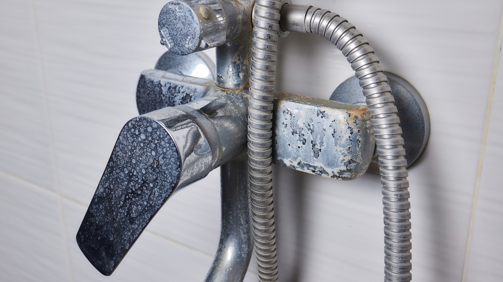 Easily Clean Bathroom Fixtures With This Laundry Essential