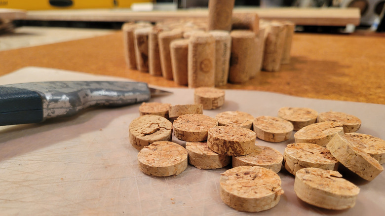 Slicing corks for the experiment