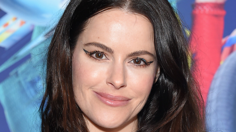 Emily Hampshire close up photo