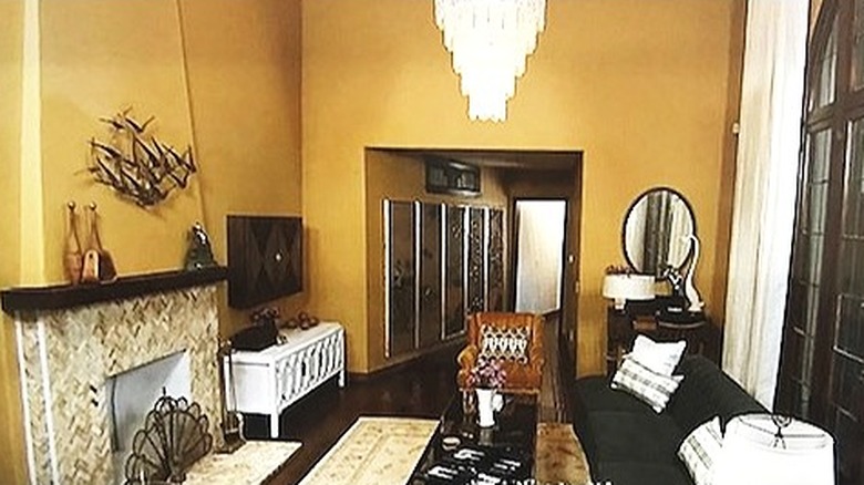 Golden living room