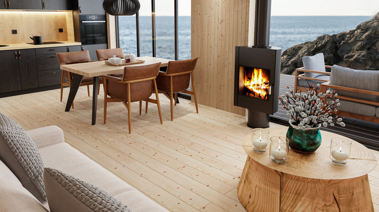 A bright room with a Scandinavian-style pine floor