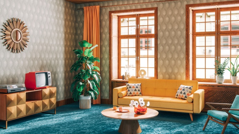 Dramatic mid-century decor style in the living room.