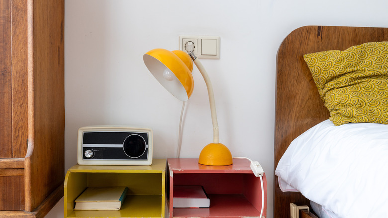 retro 1970s decor in a bedroom