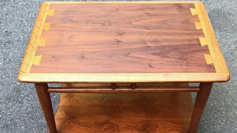 Lane Acclaim table