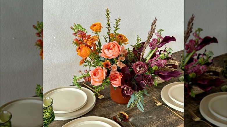 flower arrangement on Thanksgiving table