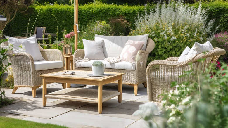 Outdoor patio furniture