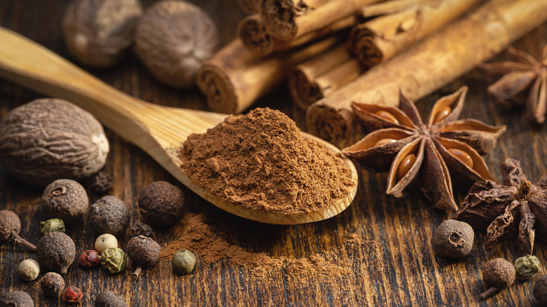 wooden spoon with cinnamon podwer