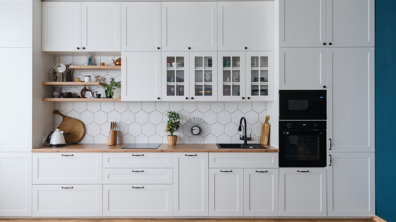 white kitchen cabinets