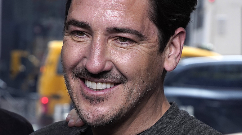 Jonathan Knight close-up